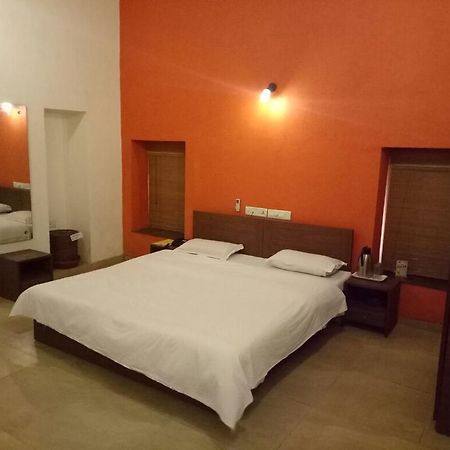 Golden Swan Beach Resort มูรุด ภายนอก รูปภาพ