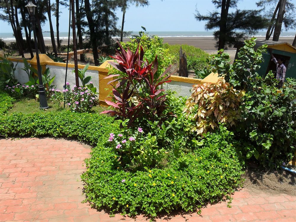 Golden Swan Beach Resort มูรุด ภายนอก รูปภาพ
