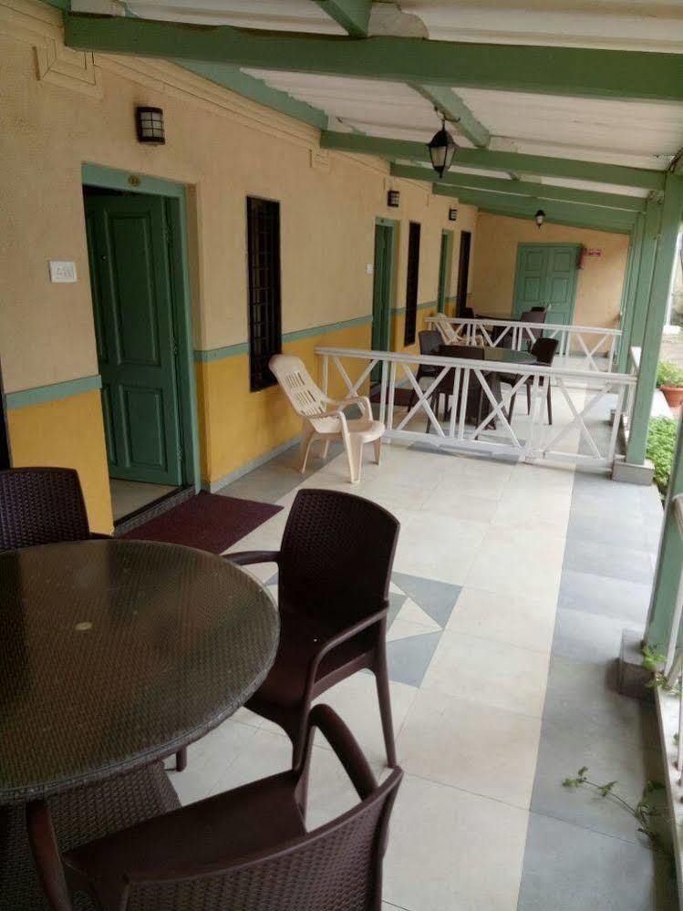 Golden Swan Beach Resort มูรุด ภายนอก รูปภาพ