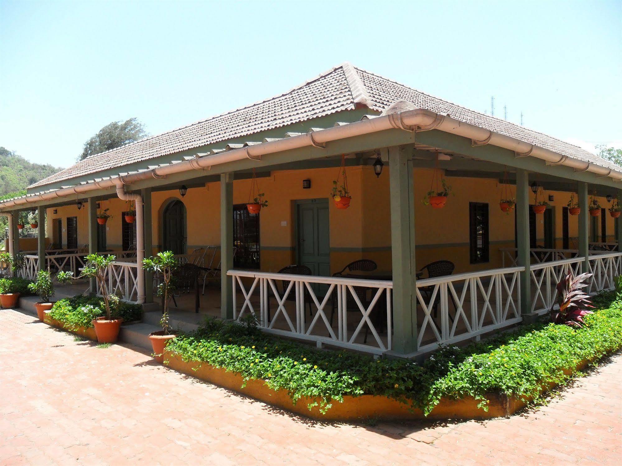 Golden Swan Beach Resort มูรุด ภายนอก รูปภาพ